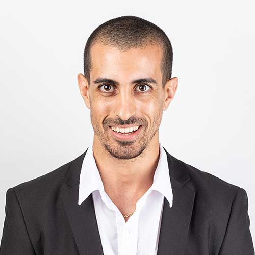 Porträt von Jonas Richter, Dozent für Java und Softwareengineering bei Altrixx
